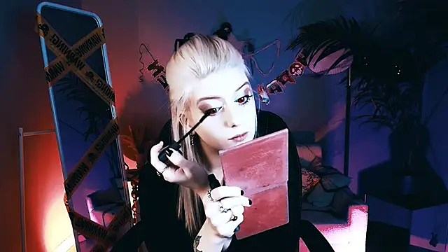 Noah ElmerX online show from October 2025 10:19:01 PM