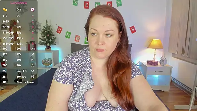 Snapshot of CutieGinger chatting on December 2024 10:02:02 PM CutieGinger online show from December 2024 10:02:02 PM
