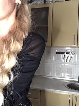 Kristina03 online show from October 2025 10:11:02 PM