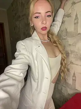 Kristina03 online show from March 2026 09:32:02 PM