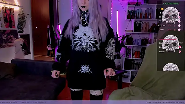 Fridart-house Fortuna online show from November 2025 01:10:01 PM