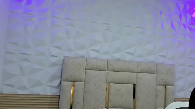 PauletteJ online show from October 2025 11:55:02 AM