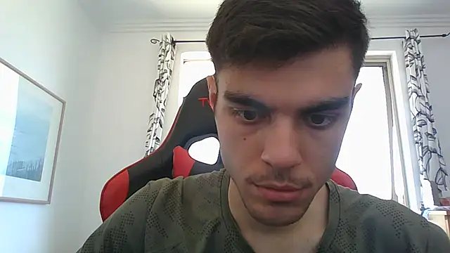 Omarnede online show from November 2025 04:35:01 AM