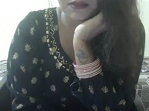 Lusty Wife1 online show from September 2025 09:21:01 AM