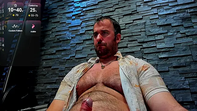 Snapshot of David_Big_Daddy chatting on March 2025 08:11:02 PM David Big Daddy online show from March 2025 08:11:02 PM
