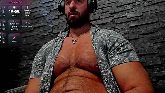 Snapshot of David_Big_Daddy chatting on September 2025 06:32:02 PM David Big Daddy online show from September 2025 06:32:02 PM