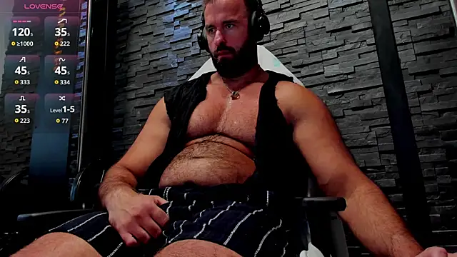 Snapshot of David_Big_Daddy chatting on July 2026 06:01:02 PM David Big Daddy online show from July 2026 06:01:02 PM