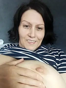 Snapshot of Mira_bel chatting on July 2026 02:56:02 PM Mira bel online show from July 2026 02:56:02 PM