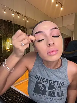 MileySin1111 online show from December 2025 01:49:02 PM