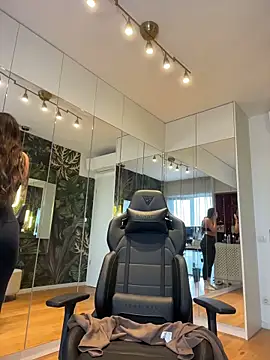 MileySin1111 online show from April 2026 02:33:01 PM