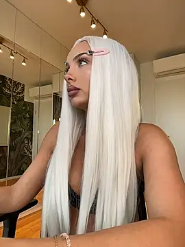 Snapshot of MileySin1111 chatting on July 2026 08:32:02 AM MileySin1111 online show from July 2026 08:32:02 AM
