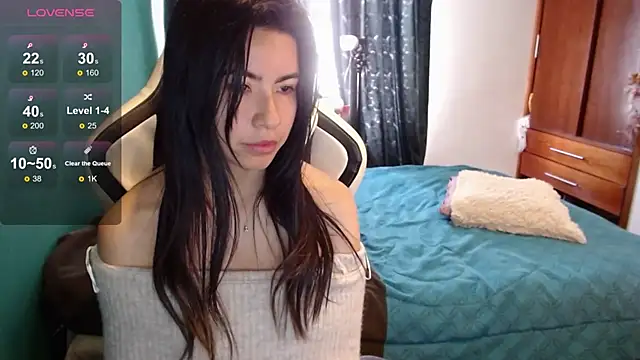 Snapshot of alice_middlee chatting on July 2026 06:20:01 PM alice middlee online show from July 2026 06:20:01 PM