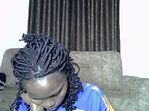 AurelAda online show from November 2025 12:32:02 AM