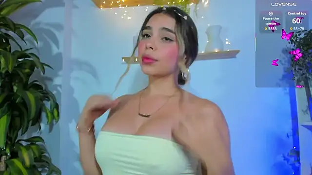 crisbell lopez online show from April 2026 02:31:01 AM