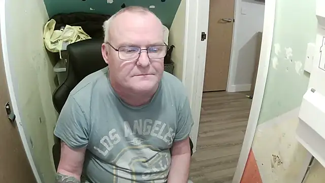 FriendlyDave online show from February 2025 08:13:02 PM