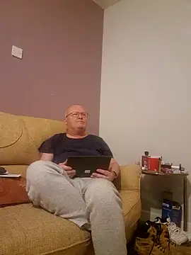 FriendlyDave online show from March 2025 10:05:02 PM