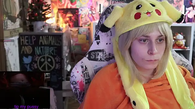 ShiroiFubuki online show from February 2025 08:37:01 PM