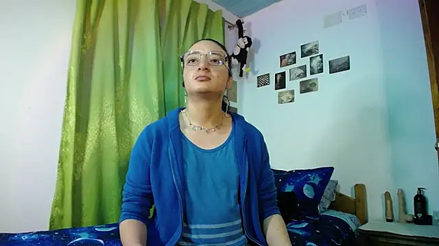 monkeywillwhite online show from October 2025 12:26:01 AM