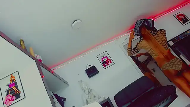 candy kendall online show from September 2025 12:28:02 PM