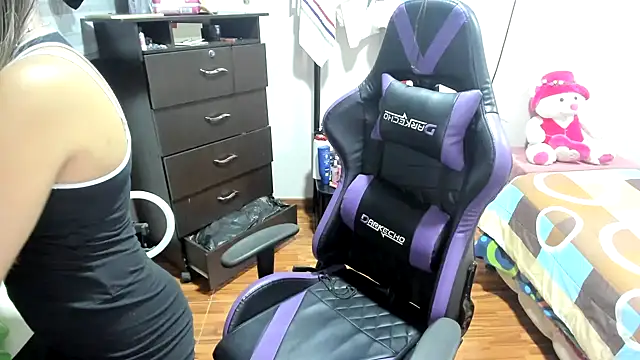 LuisaReyes 2911 online show from December 2024 01:21:01 AM