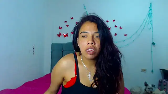 Snapshot of AmaraRoberts420 chatting on January 2025 03:46:02 PM AmaraRoberts420 online show from January 2025 03:46:02 PM
