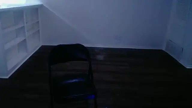 JulioMaximus online show from December 2025 09:46:02 PM