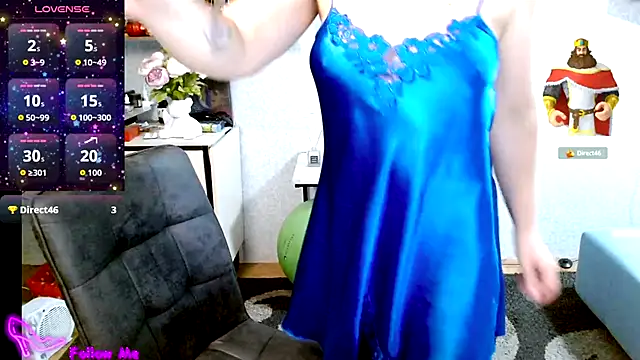 BeatriksS online show from October 2025 04:58:02 PM