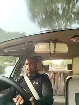 Dick 6inches online show from September 2025 01:11:02 PM