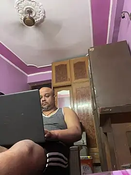 Dick 6inches online show from April 2026 02:10:01 AM