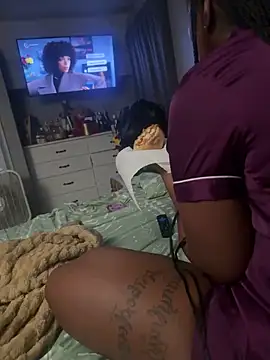 Snapshot of wetandhardblkpussywcock chatting on October 2025 04:04:02 AM wetandhardblkpussywcock online show from October 2025 04:04:02 AM