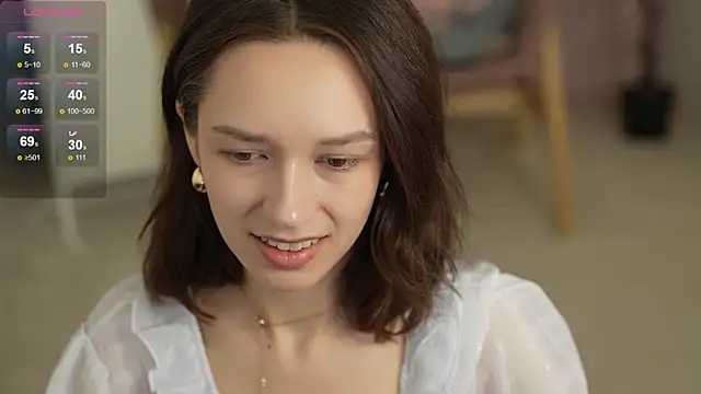 Snapshot of VivianLy_ chatting on January 2025 07:57:01 AM VivianLy online show from January 2025 07:57:01 AM