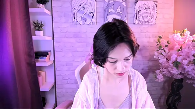 Snapshot of VivianLy_ chatting on December 2025 11:50:01 AM VivianLy online show from December 2025 11:50:01 AM