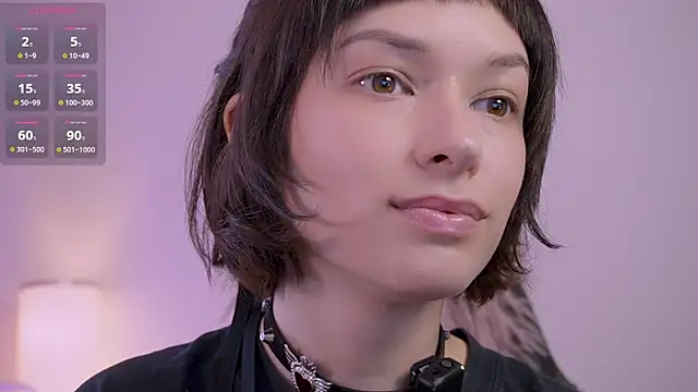 Snapshot of VivianLy_ chatting on March 2026 11:50:01 AM VivianLy online show from March 2026 11:50:01 AM