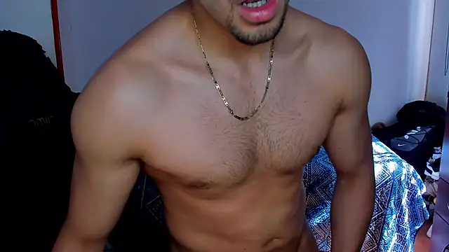 Tommy Bred online show from November 2025 06:12:01 PM