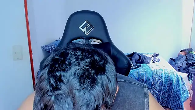 Tommy Bred online show from March 2026 07:10:02 PM