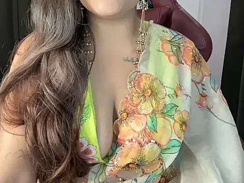 Snapshot of shanayaaa_1 chatting on June 2026 06:56:01 PM shanayaaa 1 online show from June 2026 06:56:01 PM