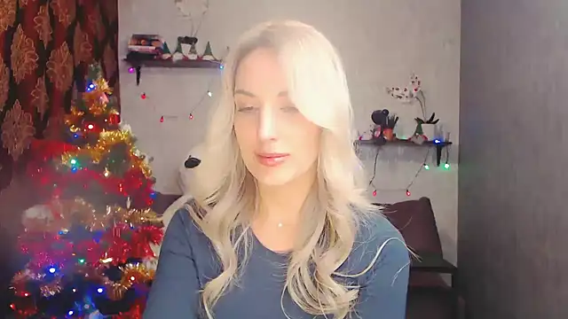 MillaXQueen online show from December 2024 01:27:02 PM