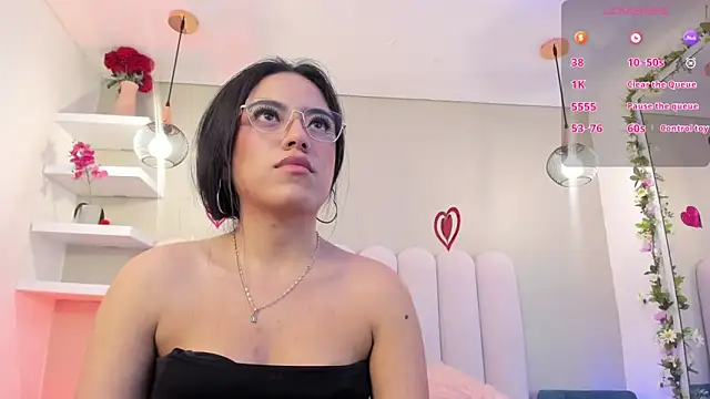 Snapshot of Rebeca_jones chatting on February 2025 01:06:01 PM Rebeca jones online show from February 2025 01:06:01 PM