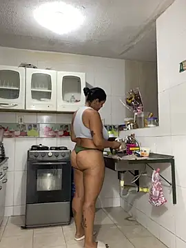 Snapshot of Rossestoner chatting on February 2026 10:27:02 AM Rossestoner online show from February 2026 10:27:02 AM