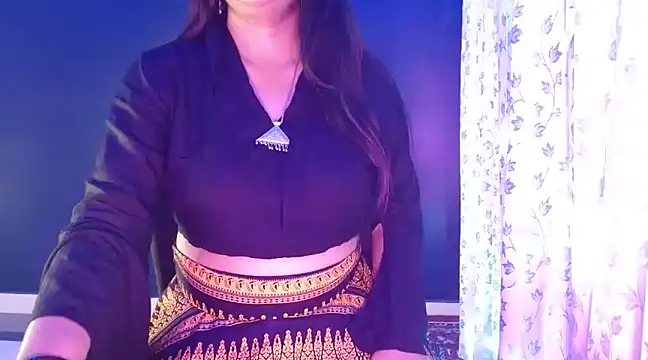 Snapshot of janifer001 chatting on December 2024 11:18:02 PM janifer001 online show from December 2024 11:18:02 PM