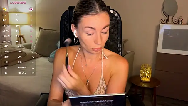 DannaEvan online show from June 2026 02:44:02 PM