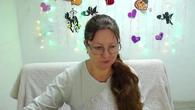 VanessaHotts online show from March 2025 06:24:02 AM