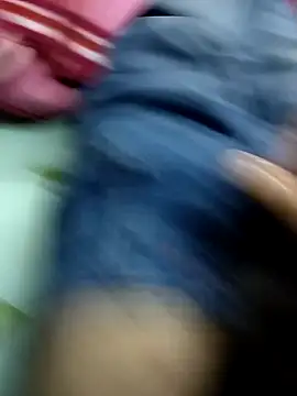 Snapshot of Sanny212 chatting on December 2025 11:14:02 AM Sanny212 online show from December 2025 11:14:02 AM