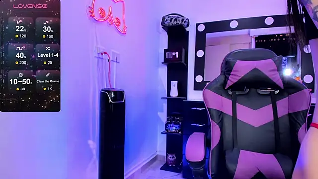 miss kitty online show from September 2025 11:59:02 PM