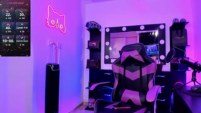 miss kitty online show from February 2026 08:19:02 PM