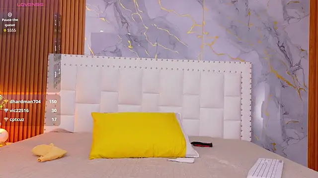 naughty ebonyy online show from February 2026 03:03:02 AM