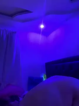 lonely shewolf online show from February 2025 07:58:01 PM