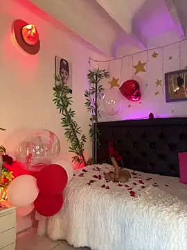 lonely shewolf online show from February 2026 05:20:01 PM