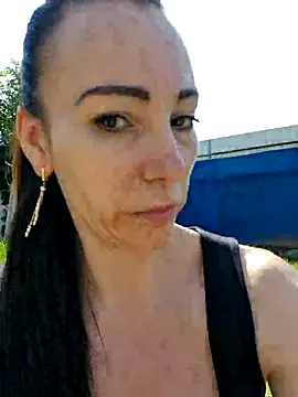 Snapshot of milflovelyxxx chatting on June 2026 06:45:01 AM milflovelyxxx online show from June 2026 06:45:01 AM