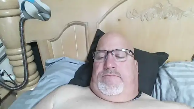 Snapshot of Bigbear0563 chatting on October 2025 07:31:01 AM Bigbear0563 online show from October 2025 07:31:01 AM